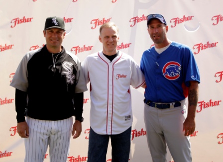Robin Ventura, from left, Brendan Honan, Director of Brand Marketing, John B. Sanfilippo & Son, Inc., and Cubs skipper Dale Sveum